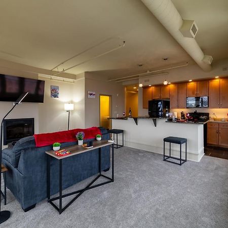 King Bed W/ Panoramic Views Of Dt! Apartamento Rochester Exterior foto