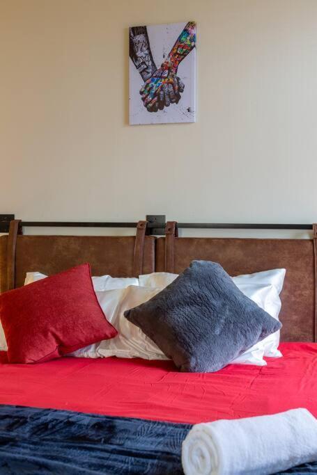 King Bed W/ Panoramic Views Of Dt! Apartamento Rochester Exterior foto