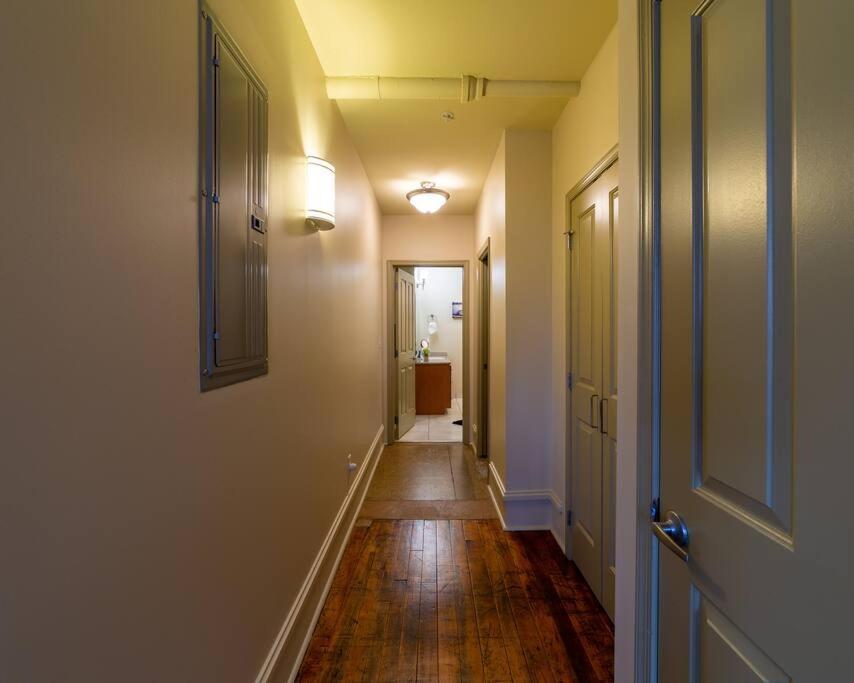 King Bed W/ Panoramic Views Of Dt! Apartamento Rochester Exterior foto