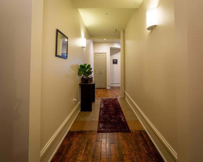 King Bed W/ Panoramic Views Of Dt! Apartamento Rochester Exterior foto